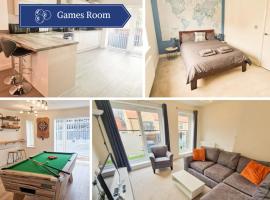 Charming 2BR Townhouse with Games Room, hotel familiar en Hull