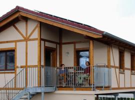 Chalet Charmant-Santelmann, Hotel in Bischoffingen