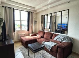 Son de Metro Apartment / near Distrito T-Mobile, апартамент в Сан Хуан