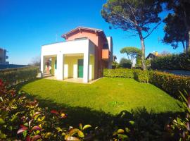 Residence Le Piramidi - Agenzia Cocal, hotel with parking in Caorle