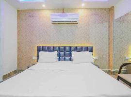 Super OYO Hotel Vivaan Residency, хотел в Rohtak