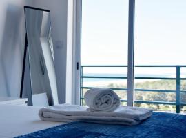 Beach House, hotel v mestu Monte Gordo