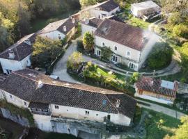 Hameau de la Brousse, B&B v mestu Sers