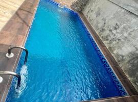 Villadeluxe2 3.0 avec piscine, viešbutis mieste Kotonu
