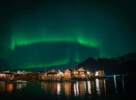 Henningsvær Rorbuer