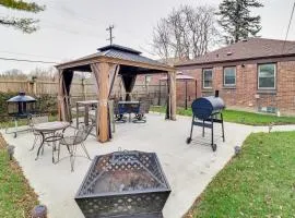 Cozy Detroit Home with Fire Pits 12 Mi to Downtown!