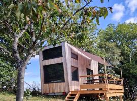 Tiny House MOOSE HOME Les Chaumes, hotel v destinaci Les Ancizes-Comps