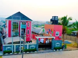 Remzy Hotel & Suites, Olomore