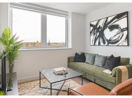 Sophisticated Living: 1-BR Flat in Beckenham, Hotel in Beckenham