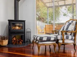 Lonnie Hideaway