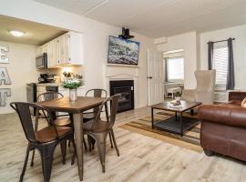 Condo in Gatlinburg very peaceful - 10 min Walk to Main Strip, condominio en Gatlinburg