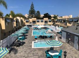 Sand Pebbles Resort - 1 Bedroom Condo in Great Location Right by the Beaches and Attractions, hotel in Solana Beach