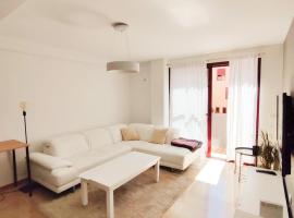 Apartamento, piscina y parking Granada Tico Medina
