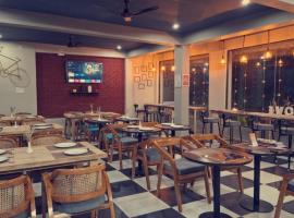 Humming Bird By Aaryam, hotel v destinaci Ukhimath