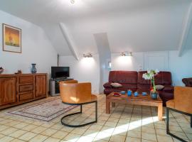 Jacinthe - Appt dans une villa néo-bretonne – hotel w mieście Plomeur