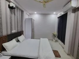 Leela Homestay Indore - Jasmine - One BHK luxury apartment