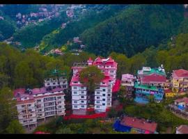 Hotel White Grand Shimla-near ISBT bus stand- Fully Air Conditioner, hotel perto de Shimla Airport - SLV, Shimla