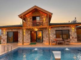 Villa İkizler 2 / Seydikemer, room in Fethiye