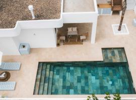 Casa Gavilán En Riumar ( a 100m de la playa ), hotel em Riumar