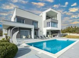 Villa Windrose for 8 persons near Marcana with large garden