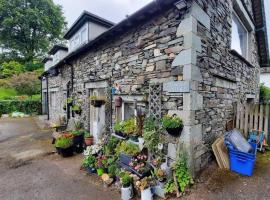 Cosy cottage in picturesque Hawkshead, feriehus i Hawkshead