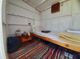 November Camp, camping en Dahab