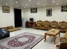 Al Ramla, Na’eem Bin Masoud St#8, Villa#10, homestay in Sharjah