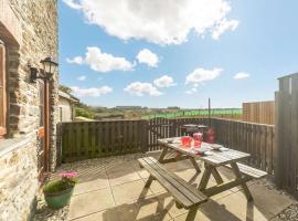 1 Bed in Newquay 89942, holiday home in Mawgan Porth