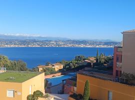 Magnifique vue mer et piscine - Les Clés de L Estérel, hotel u gradu Théoule-sur-Mer