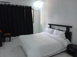 Luxury 2- Apartment Furnished luxury residence, hotel with parking in Cocody
