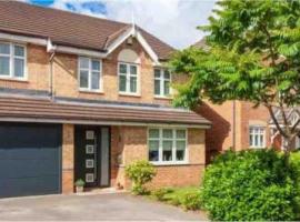 Spacious 3-bed Home - Nature Reserve Retreat, hotel in Ince-in-Makerfield