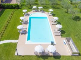 Agriturismo Ai Prati, romantic hotel in Lazise