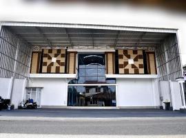 Rich Guesthouse, hotel dekat Bandara Sultan Thaha - DJB, 