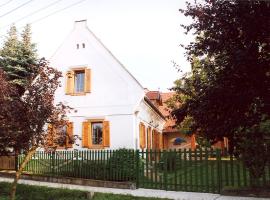 Berek Ház, cottage in Balatonberény