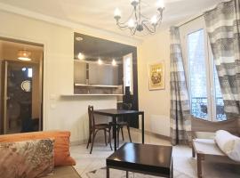 B Appartement, hotel in Malakoff
