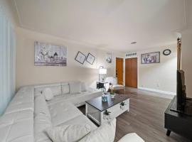 Modern Cozy 1 Bedroom Apartment in Shelby Township, appartamento a Shelby