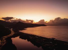 876 JA Oasis & Homestay - by Kingston Airport, hotel di Kingston