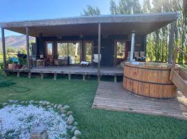 Hermosa cabaña con hot tub., дом для отпуска в городе Талаганте