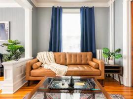 Perfect for Families and Traveling Professionals, apartamento em Albany
