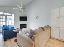 1 Mi to Beach Myrtle Beach Condo with Pool Access