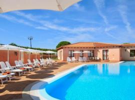 ISA-Residence with swimming-pool in Vignola Mare, apartments with air conditioning and private outdoor area, serviced apartment in Vignola Mare