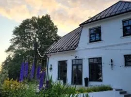 Boutique hotel MEŅĢELES PIENOTAVA