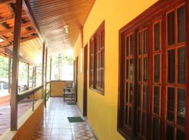 Lonier Villa Inn Economic, holiday rental in Abraão