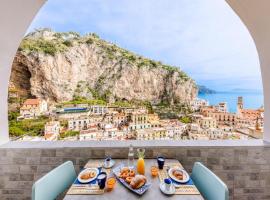 Maika House - Amalfi Coast - Seaview, hotel de playa en Atrani