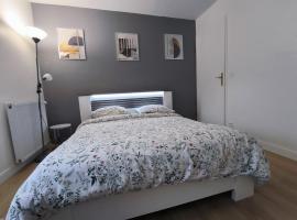 Appartement Jelyad Angelus proche Disney, self catering accommodation in Chanteloup-en-Brie