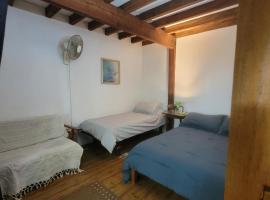 Casa Encantada Guest House, pensionat i La Aguada