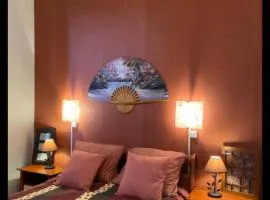 Belle appartement chaleureux à 2 mn à pied du tramway.