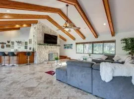 Pool and Hot Tub Spacious Villa in Coral Springs!