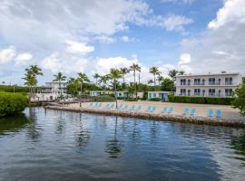 Fisher Inn Resort & Marina, hotelli kohteessa Islamorada