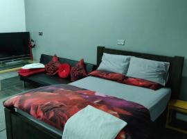 Rooms for rent in Solihull: Solihull şehrinde bir otel